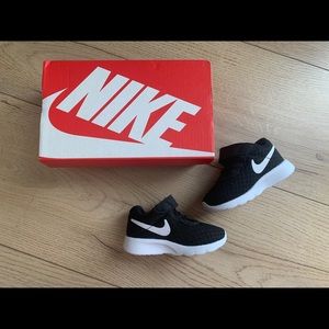 Infant Nike sneakers size 3c